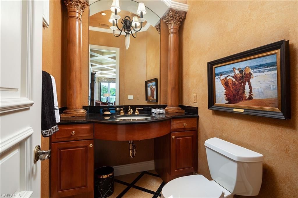 980 Barcarmil Way, Naples, FL 34110 Photo