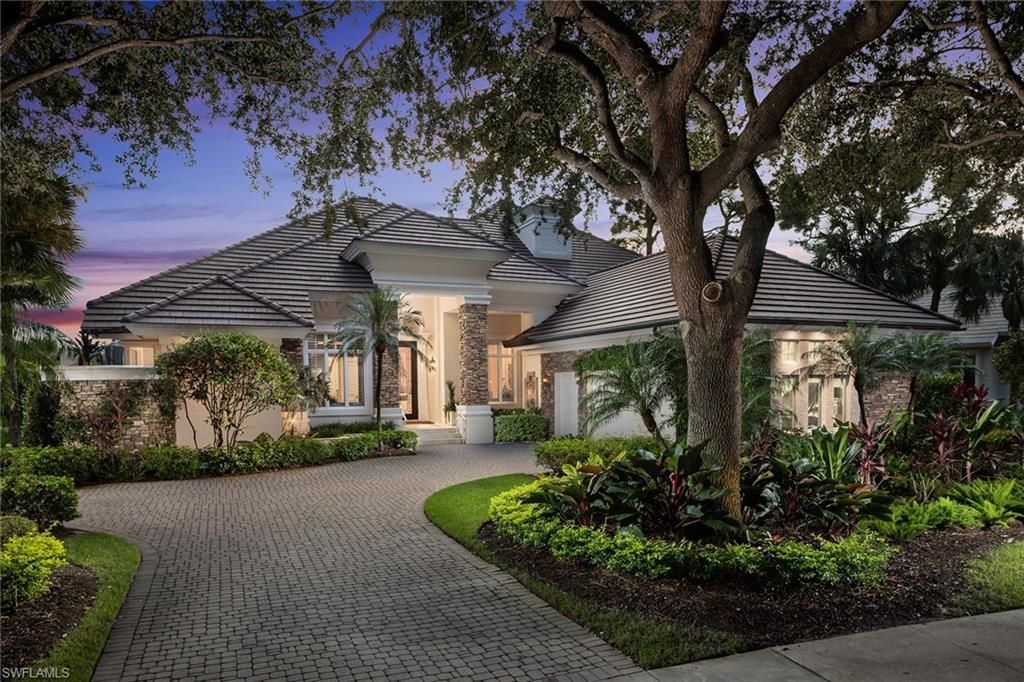 980 Barcarmil Way, Naples, FL 34110 Photo