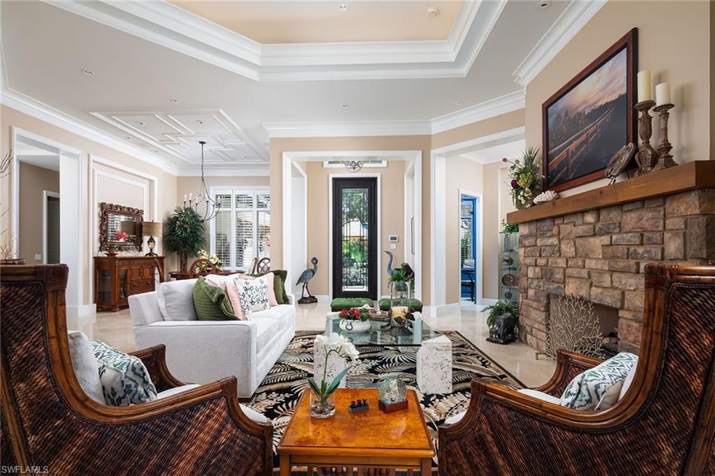980 Barcarmil Way, Naples, FL 34110 Photo