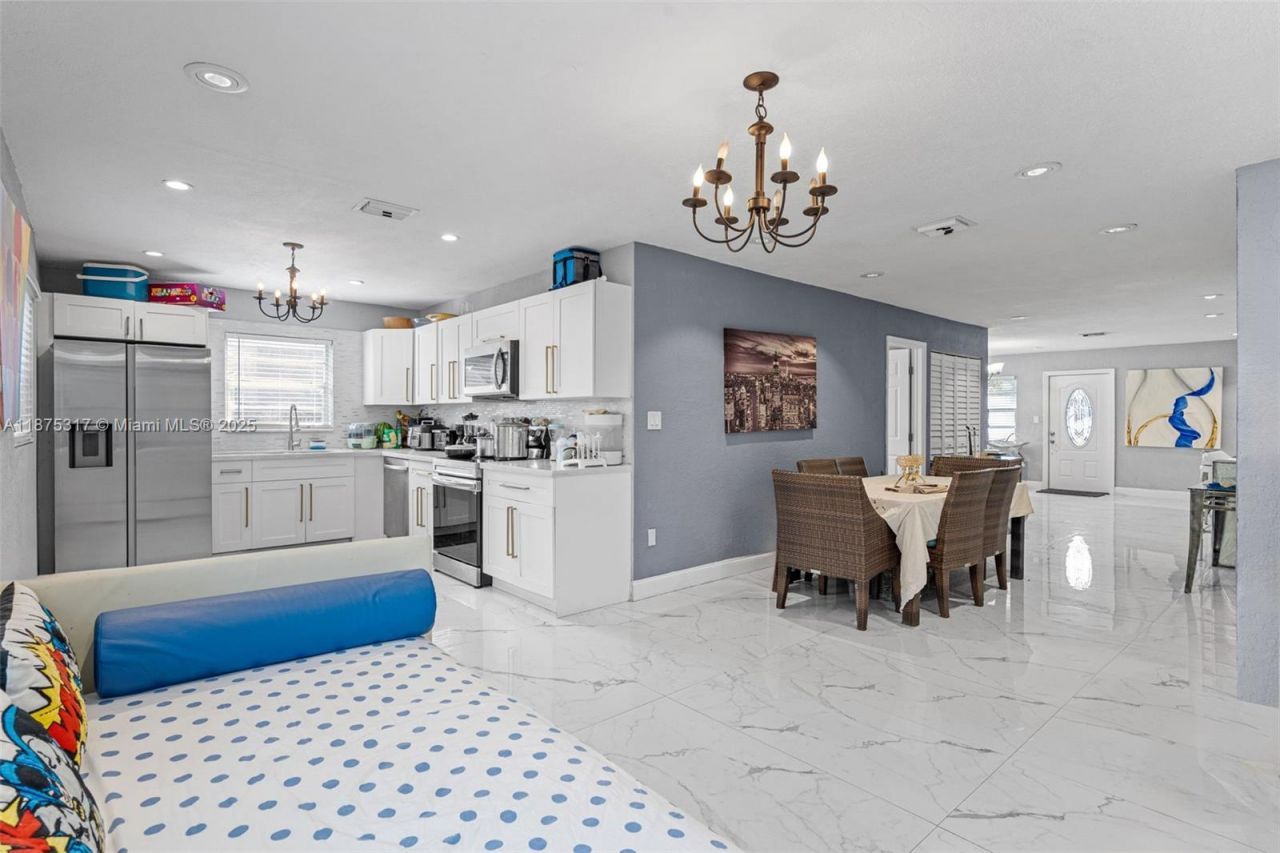 5717 Mayo St, Hollywood, FL 33023 Photo