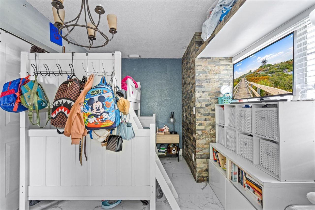 5717 Mayo St, Hollywood, FL 33023 Photo