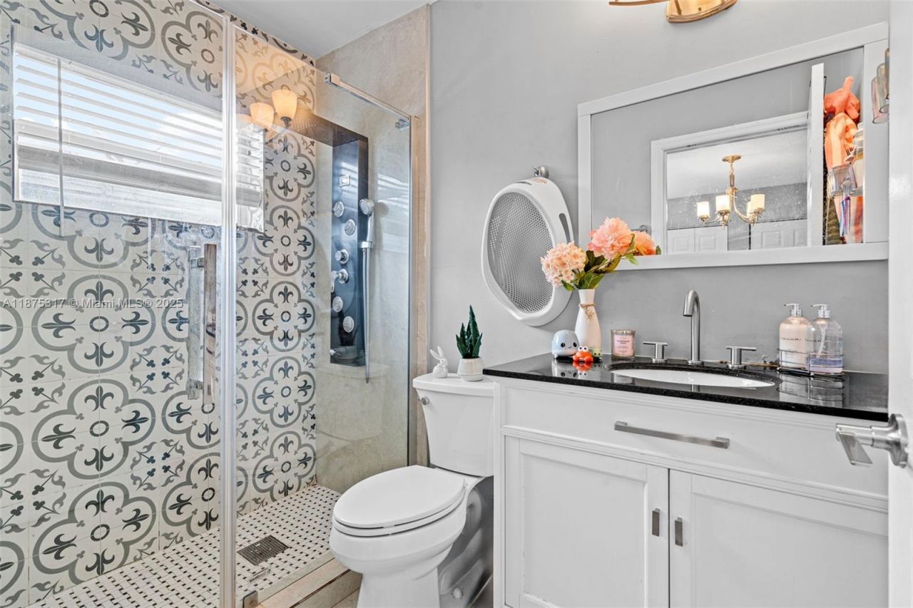 5717 Mayo St, Hollywood, FL 33023 Photo