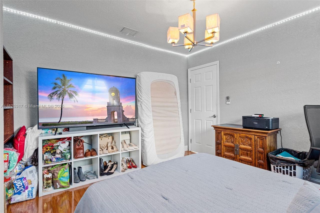 5717 Mayo St, Hollywood, FL 33023 Photo