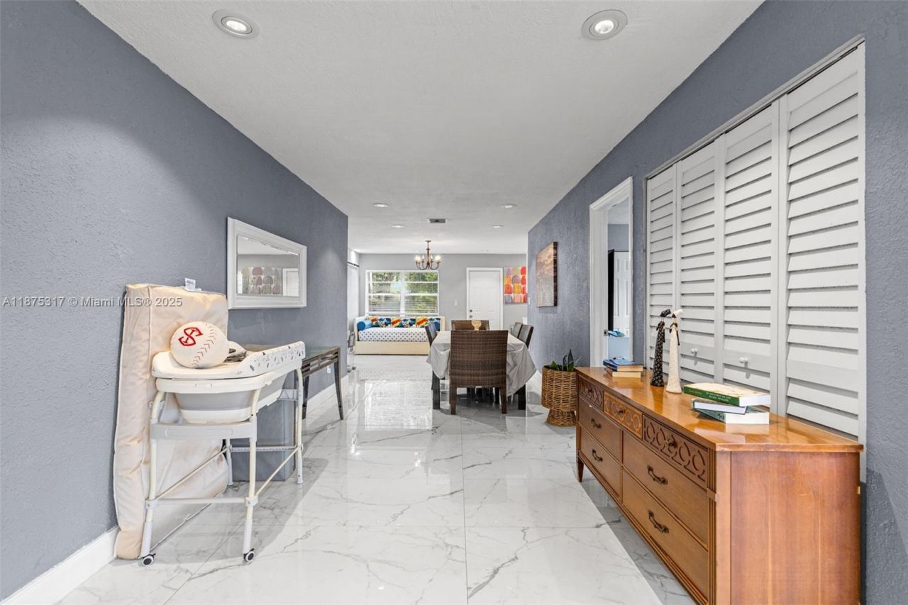 5717 Mayo St, Hollywood, FL 33023 Photo