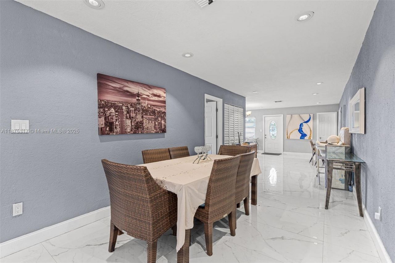 5717 Mayo St, Hollywood, FL 33023 Photo