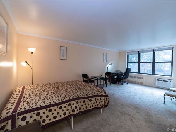 1275 E 51st Street, Unit 4M, Brooklyn, NY 11234