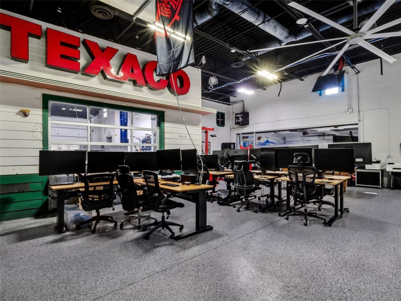 919 Banana Lake Road, Lake Mary, FL 32746 Photo