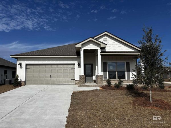 21061 Gibson Avenue, Robertsdale, AL 36567