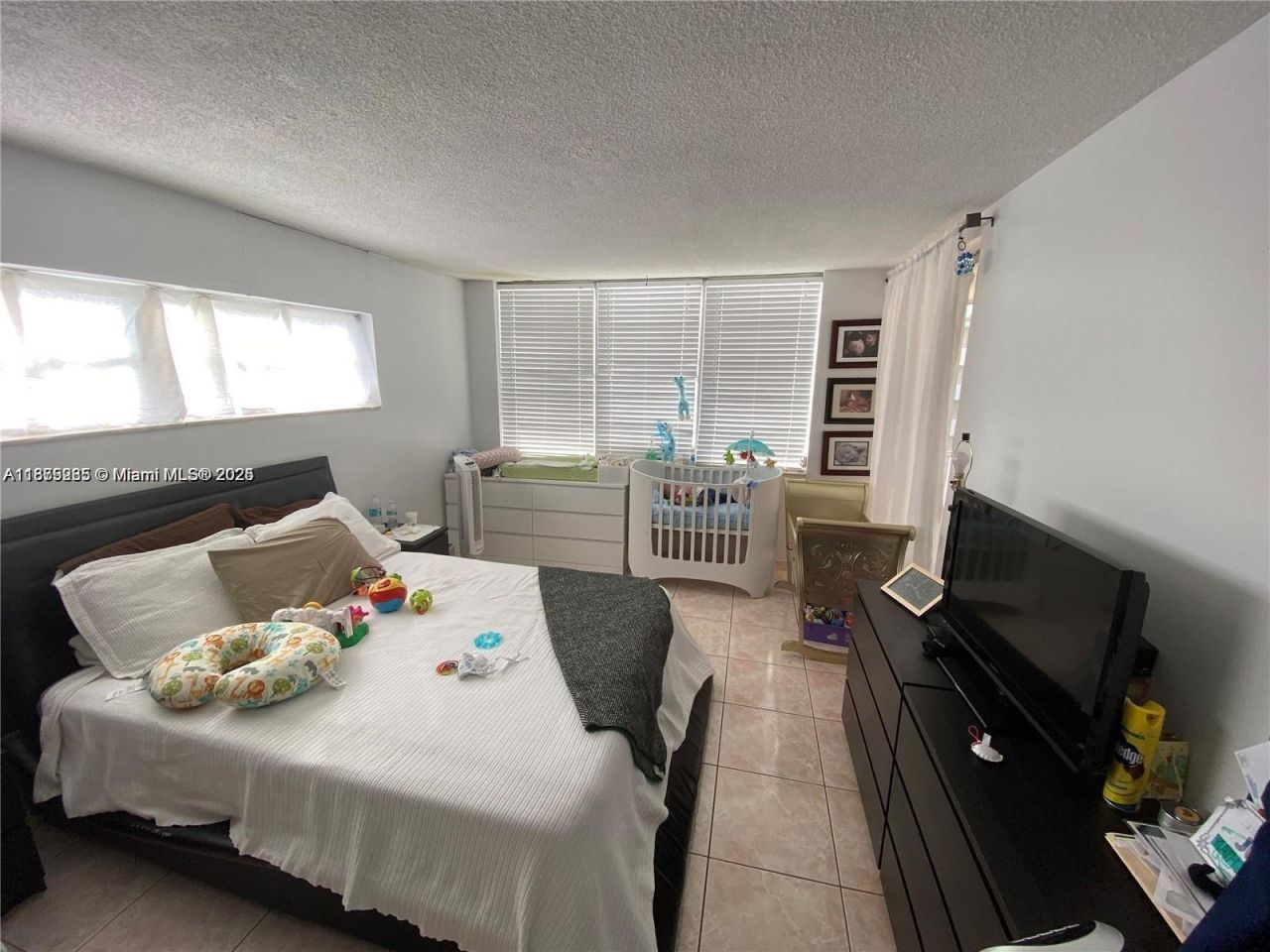 1670 NE 191st St, Unit 315-3, Miami, FL 33179 Photo