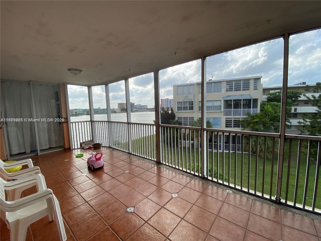 1670 NE 191st St, Unit 315-3, Miami, FL 33179 Photo