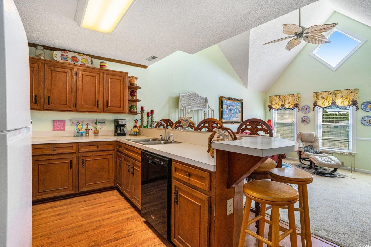 902 Sea Mountain Hwy. Photo 7