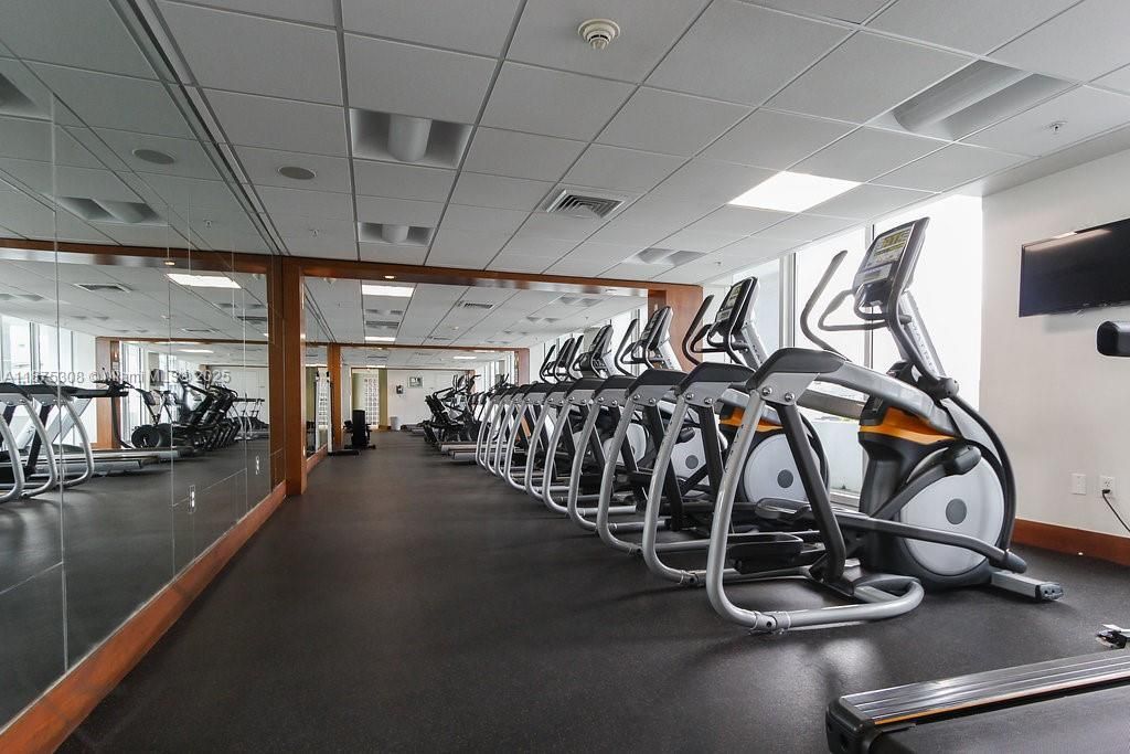 41 SE 5th St, Unit 1604, Miami, FL 33131 Photo