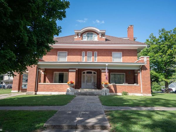 255 Polk Street, Warsaw, IL 62379