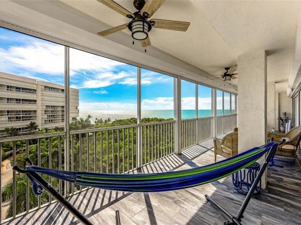 1 Bluebill AVE, Unit 803, NAPLES, FL 34108