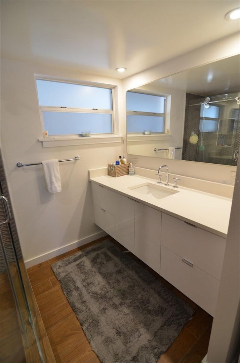 4420 Exeter Drive, Unit 208, Longboat Key, FL 34228 Photo