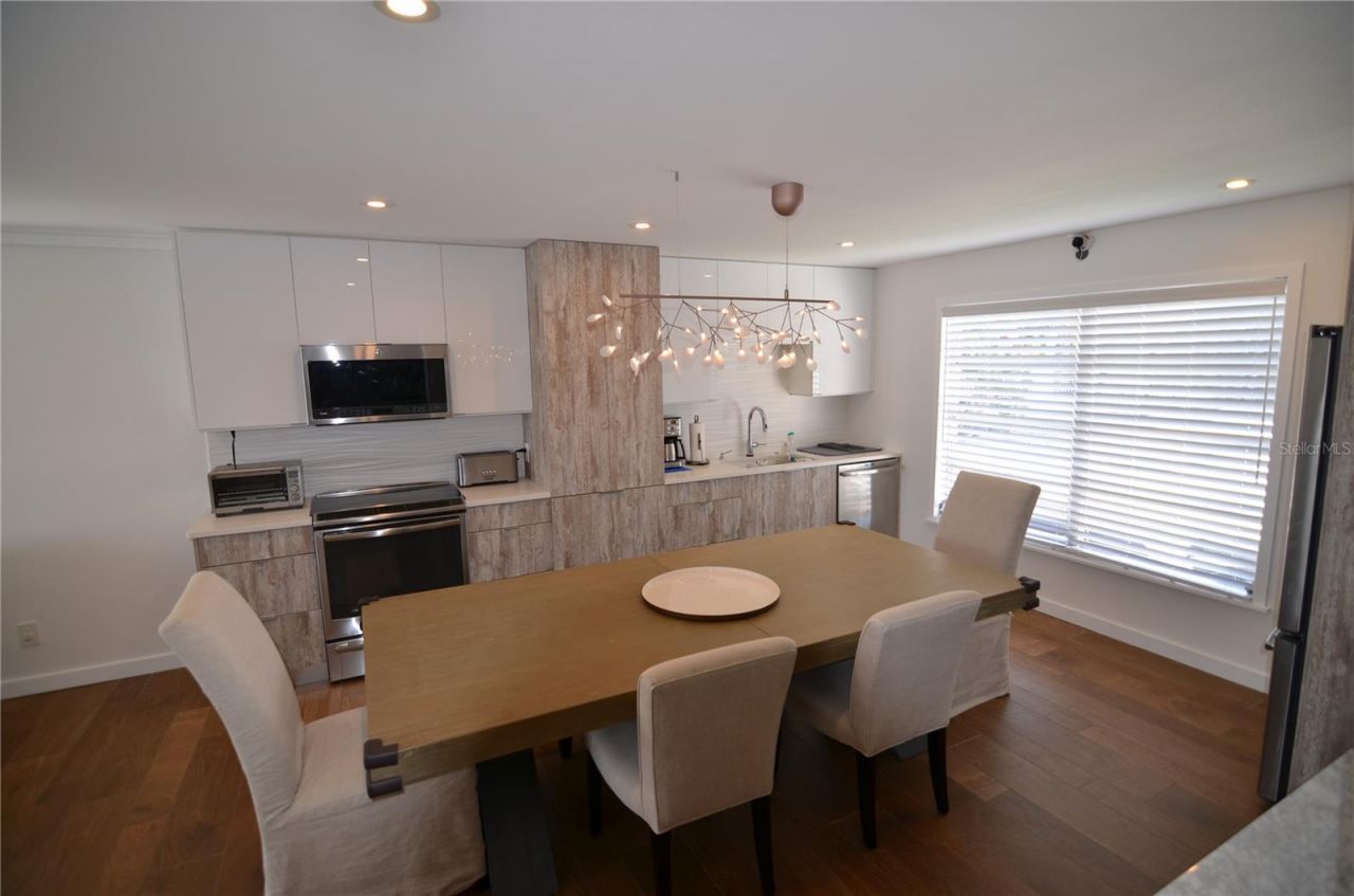 4420 Exeter Drive, Unit 208, Longboat Key, FL 34228 Photo