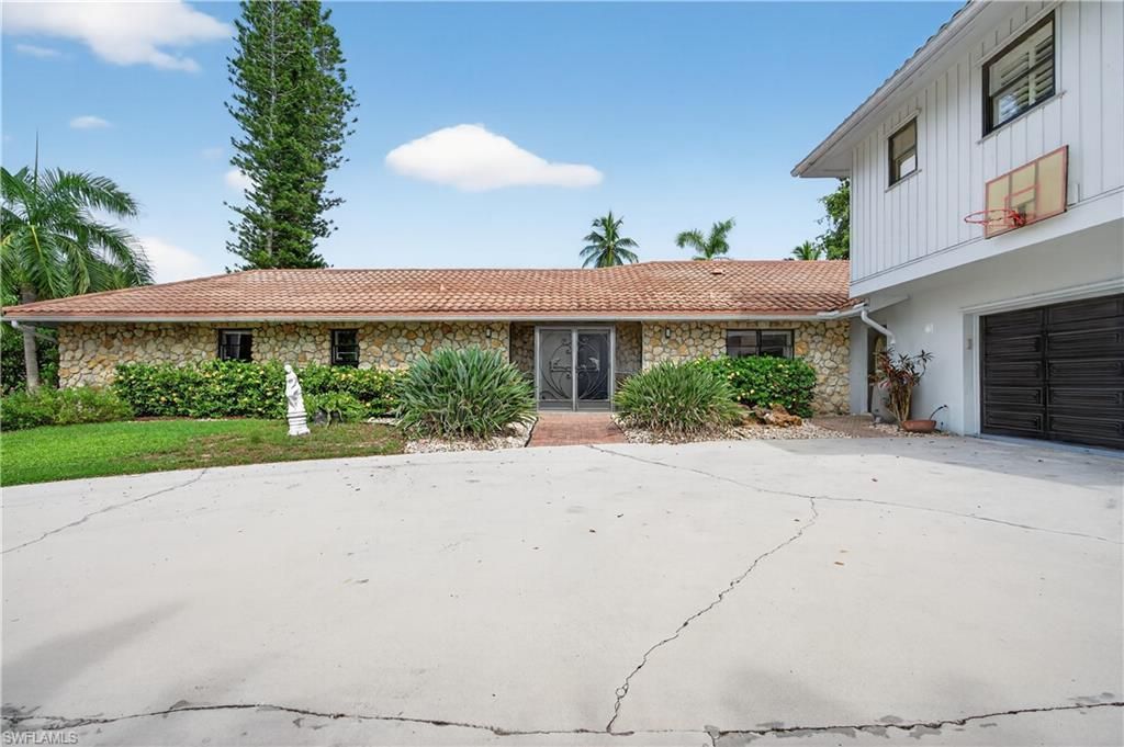 931 Scott Dr, Marco Island, FL 34145 Photo