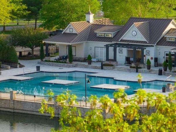 543 Park West Lane, Bowling Green, KY 42103