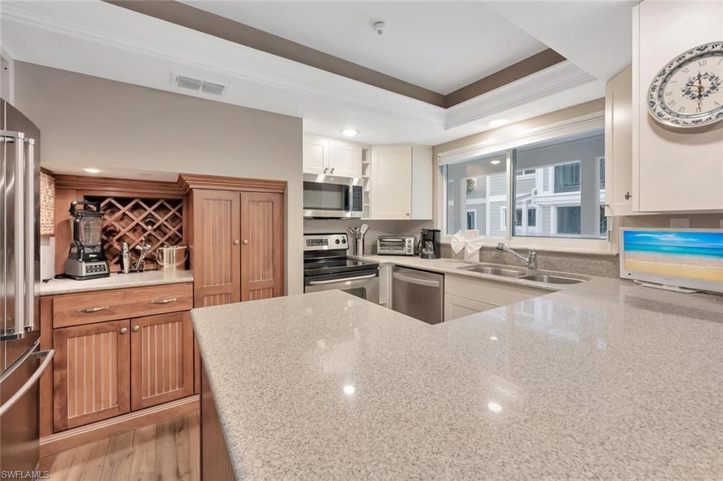 180 6th Ave S, Unit 3, Naples, FL 34102 Photo