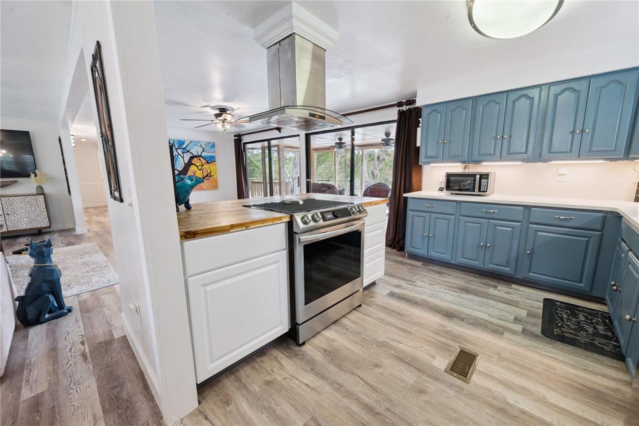 102 NE 931st Street, Branford, FL 32008 Photo