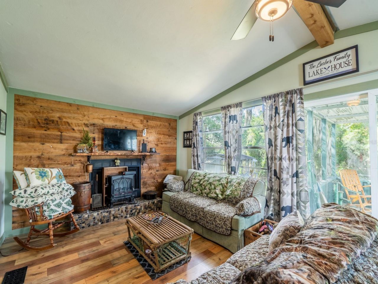 24855 NE 135 Street, Salt Springs, FL 32134 Photo