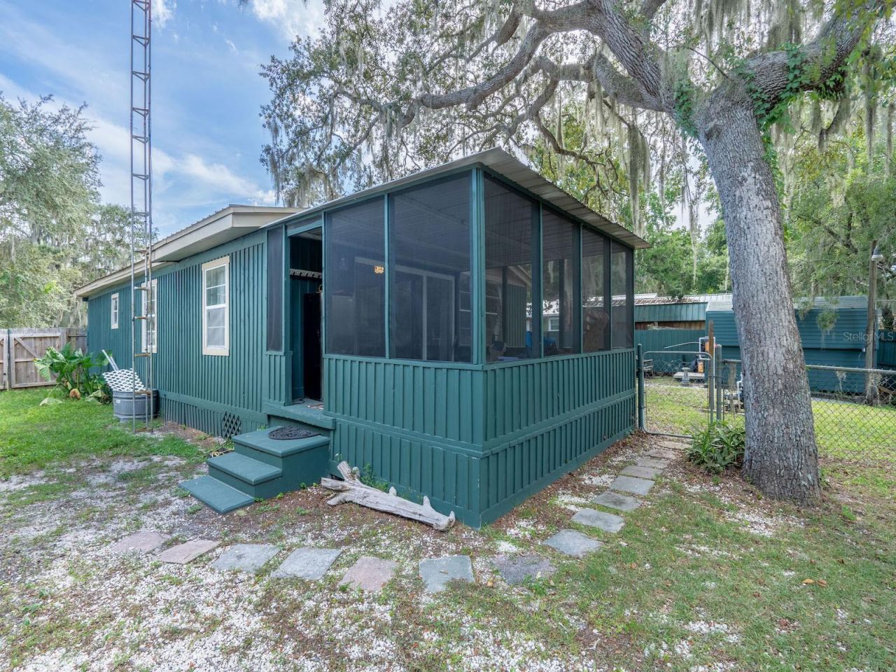 24855 NE 135 Street, Salt Springs, FL 32134 Photo