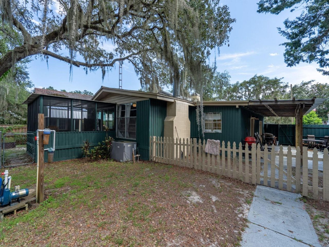 24855 NE 135 Street, Salt Springs, FL 32134 Photo