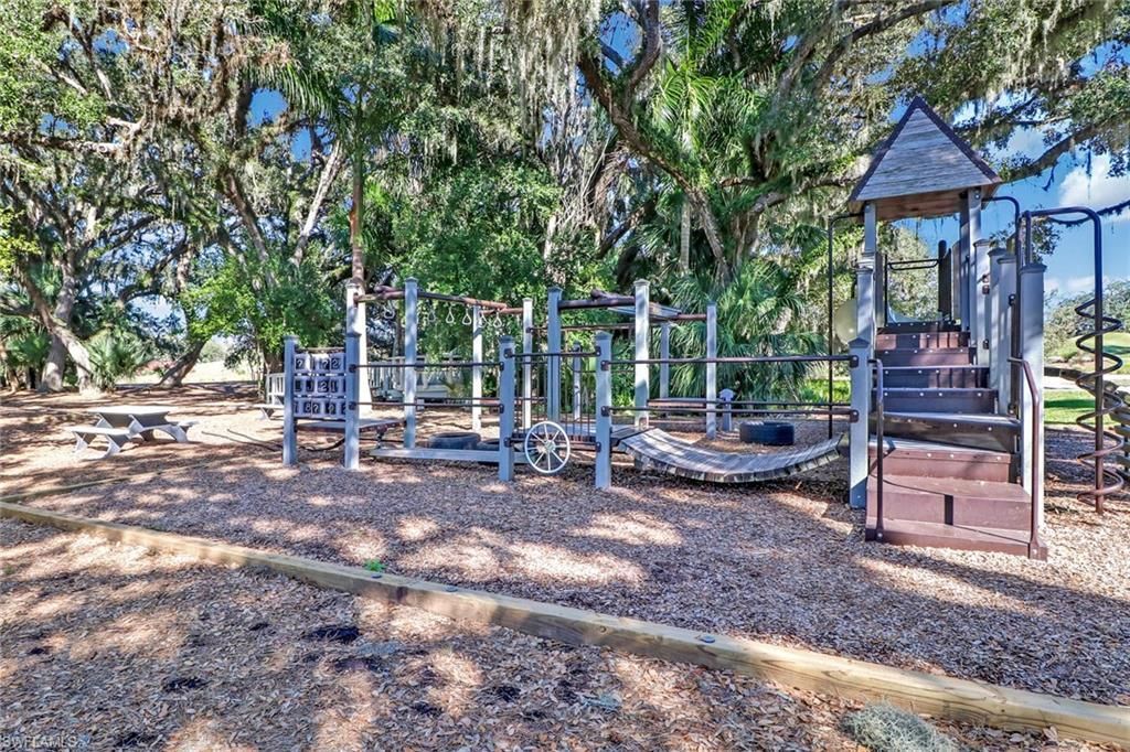 13570 Palmetto Grove Dr, Fort Myers, FL 33905 Photo