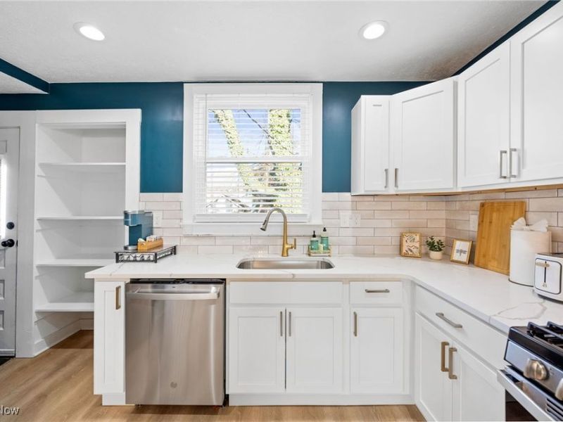 15401 Macauley Avenue, Cleveland, OH 44110 Photo 10