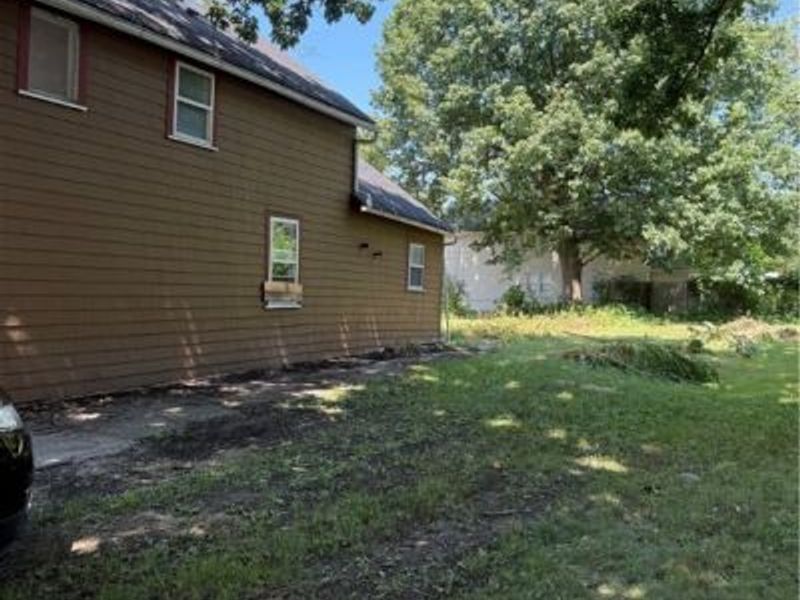 6603 Charter Avenue, Cleveland, OH 44127 Photo 4