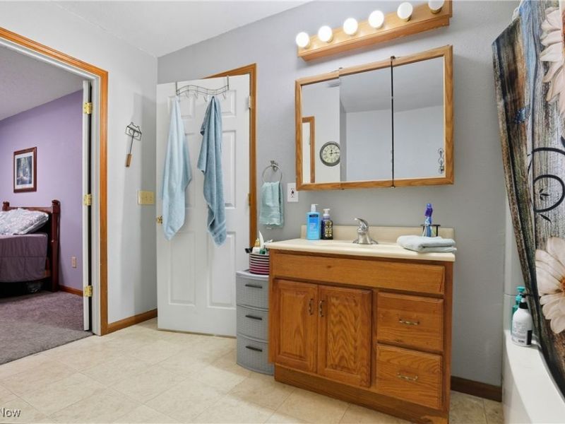 10832 Indian Hollow Road, Elyria, OH 44035 Photo 32