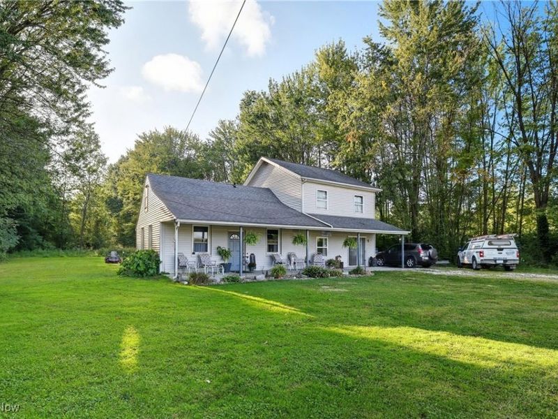 10832 Indian Hollow Road, Elyria, OH 44035 Photo 4