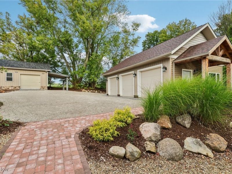 16510 Bundysburg Road, Middlefield, OH 44062 Photo 6