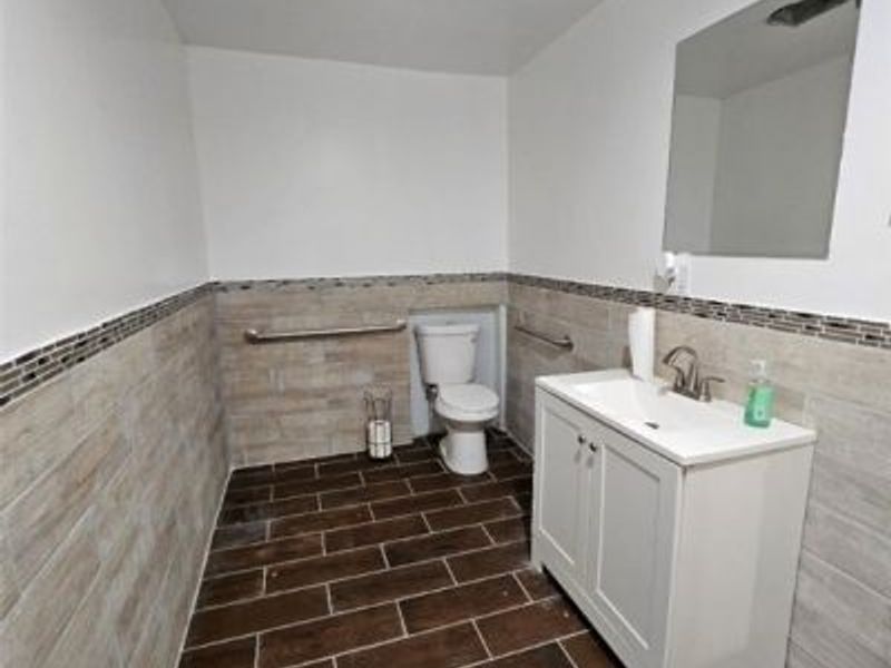 10210 Woodland Avenue, Cleveland, OH 44104 Photo 7