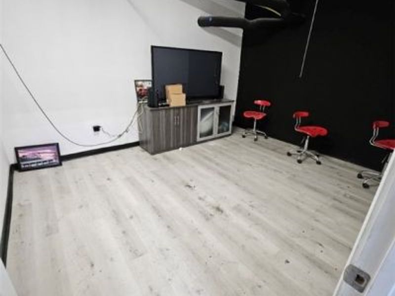 10210 Woodland Avenue, Cleveland, OH 44104 Photo 9