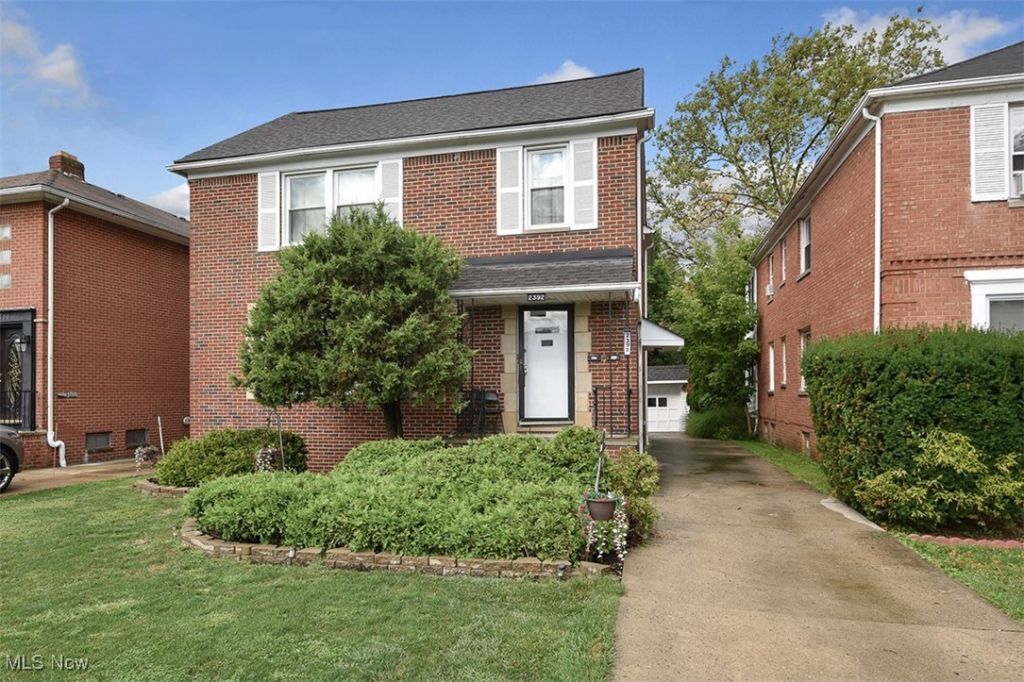 2392 Warrensville Center Road, University Heights, OH 44118 Main Photo