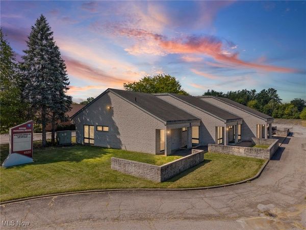 4520 Oberlin Avenue, Lorain, OH 44053