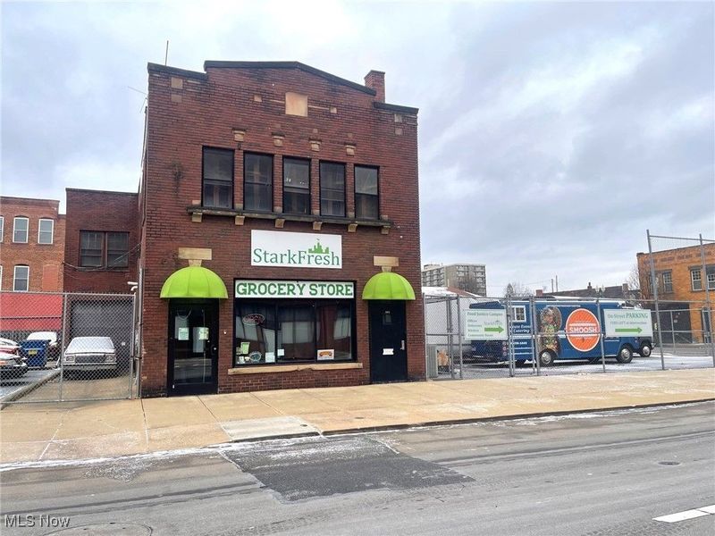 321 Cherry Avenue NE, Canton, OH 44702 Photo 16