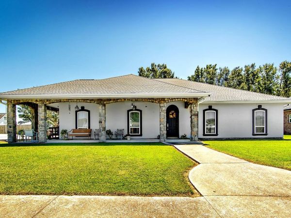 476 Ciera Dr, Houma, LA 70364