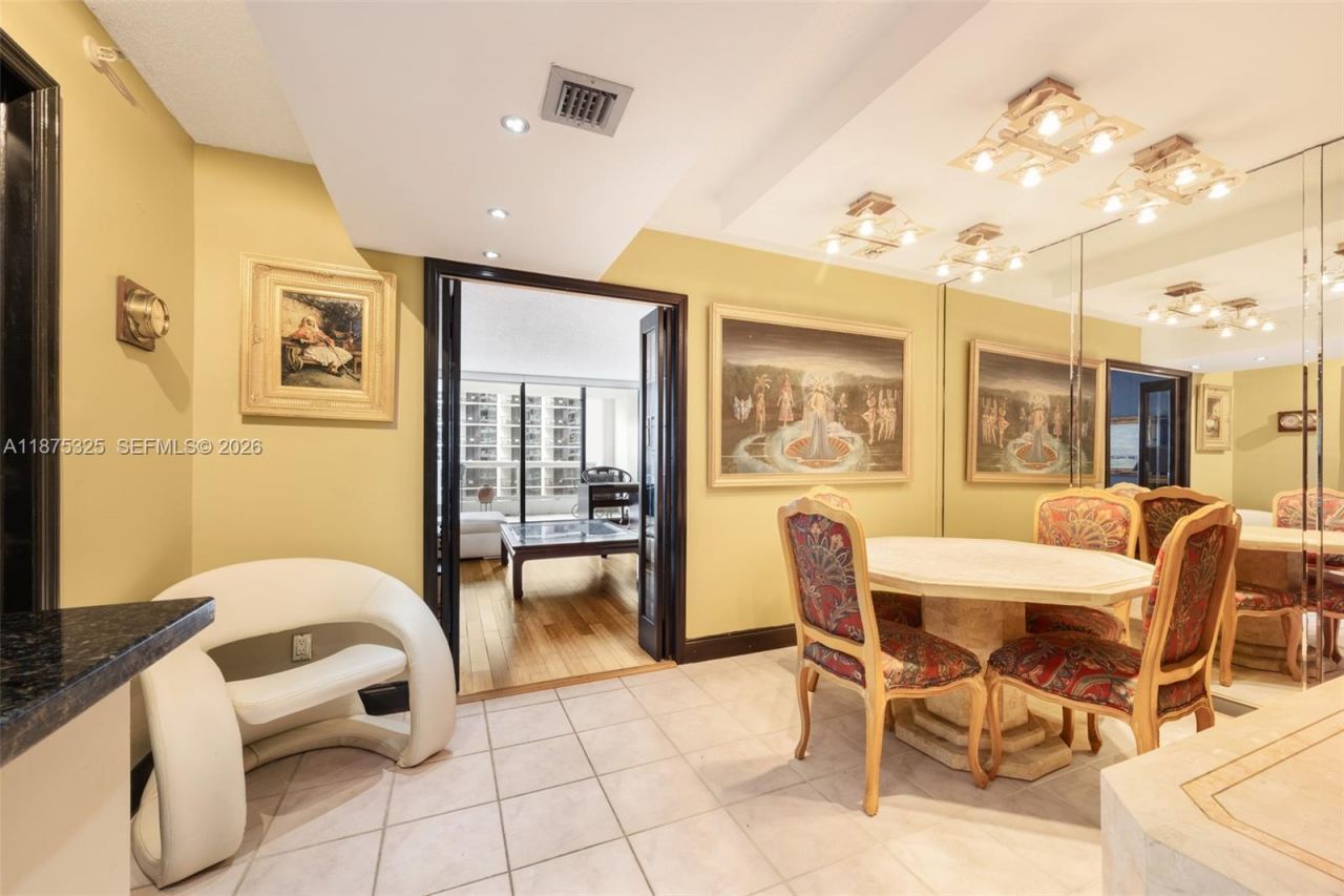 1717 N Bayshore Dr, Unit A-3042, Miami, FL 33132 Photo