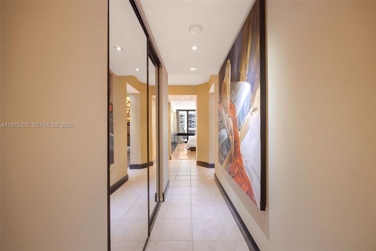 1717 N Bayshore Dr, Unit A-3042, Miami, FL 33132 Photo
