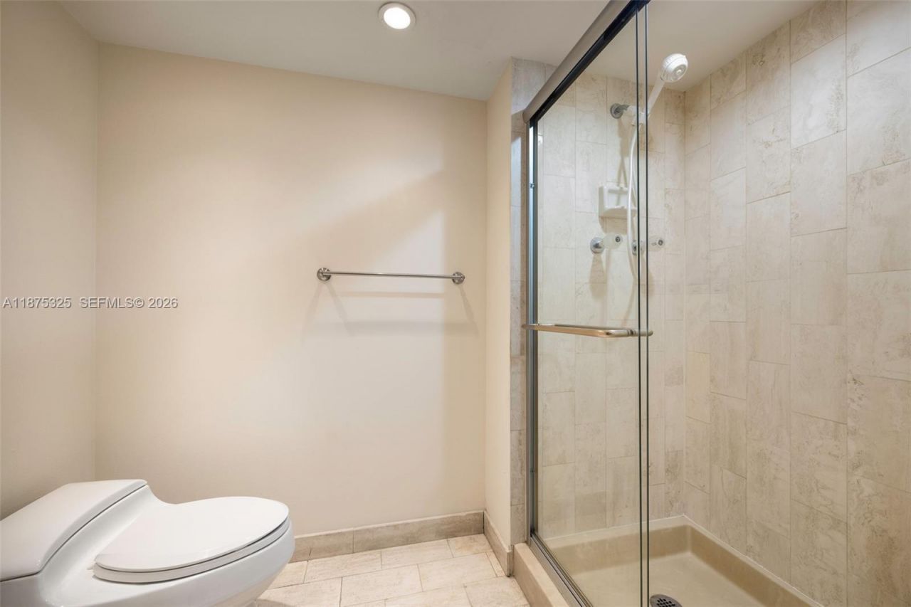 1717 N Bayshore Dr, Unit A-3042, Miami, FL 33132 Photo