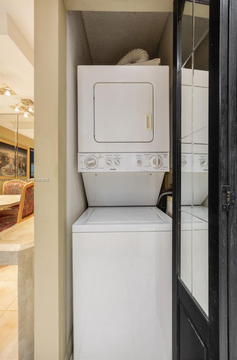 1717 N Bayshore Dr, Unit A-3042, Miami, FL 33132 Photo