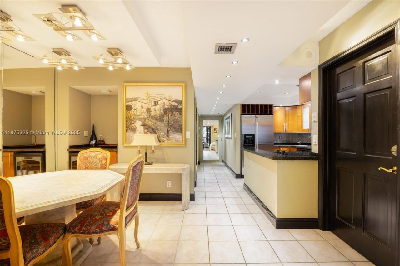 1717 N Bayshore Dr, Unit A-3042, Miami, FL 33132 Photo