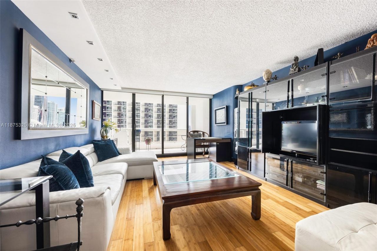 1717 N Bayshore Dr, Unit A-3042, Miami, FL 33132 Photo