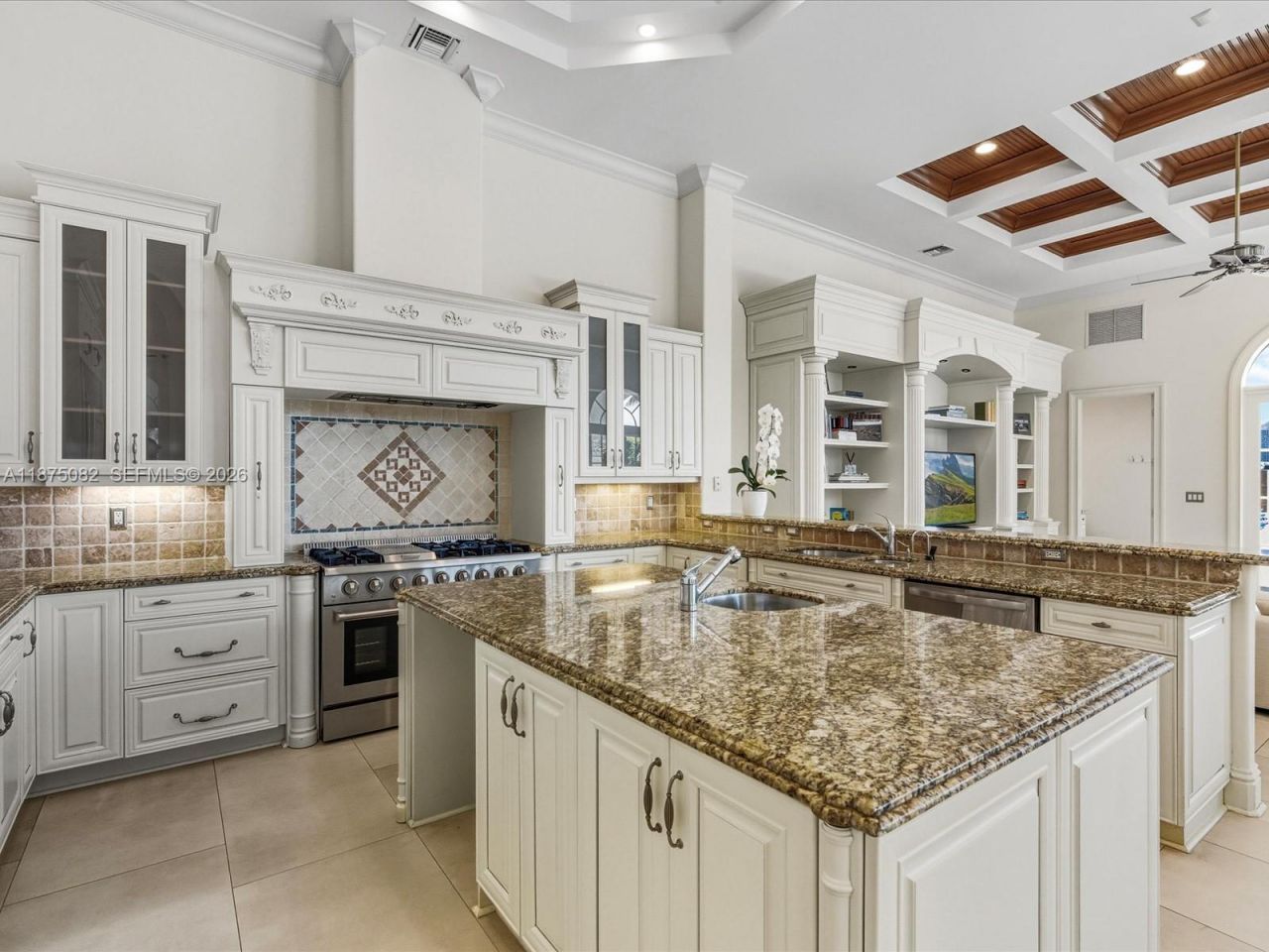 4040 Island Estates Dr, Aventura, FL 33160 Photo