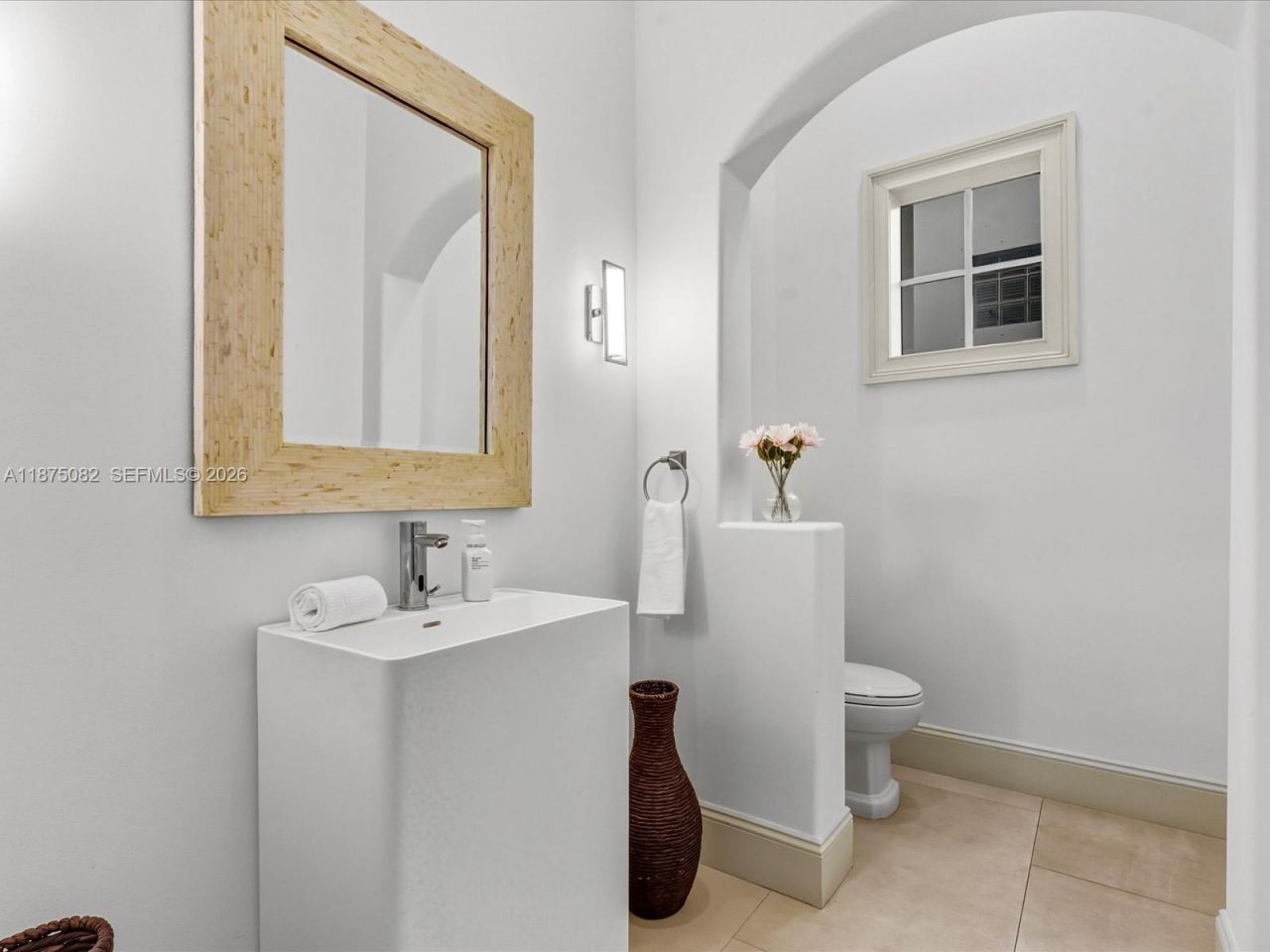 4040 Island Estates Dr, Aventura, FL 33160 Photo