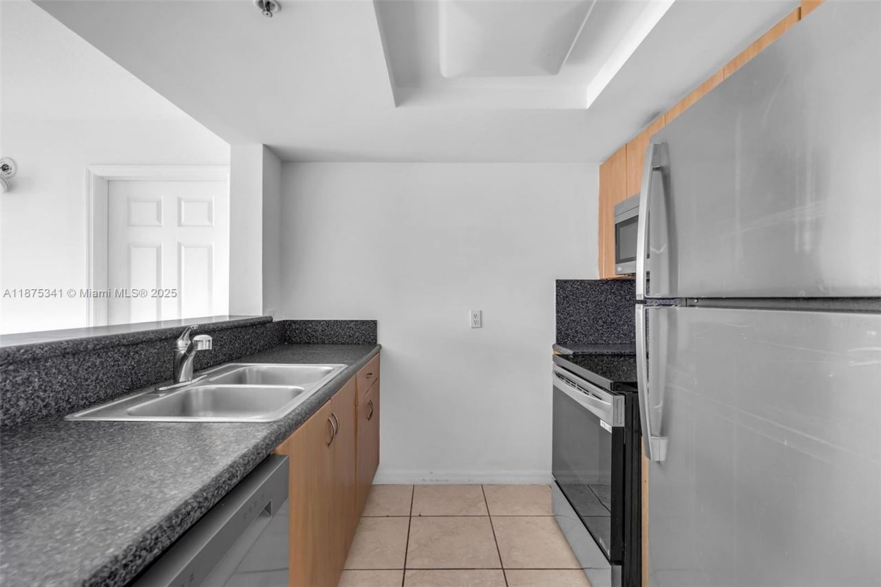 1690 SW 27th Ave, Unit 608, Miami, FL 33145 Photo