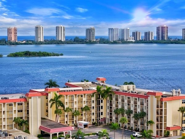 100 Paradise Harbour 502 Boulevard, Unit 502, North Palm Beach, FL 33408