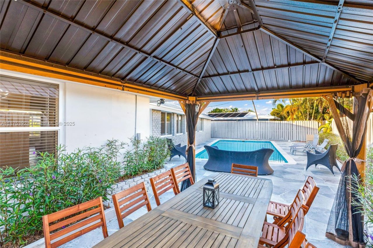 5740 NE 19th Ave, Fort Lauderdale, FL 33308 Photo